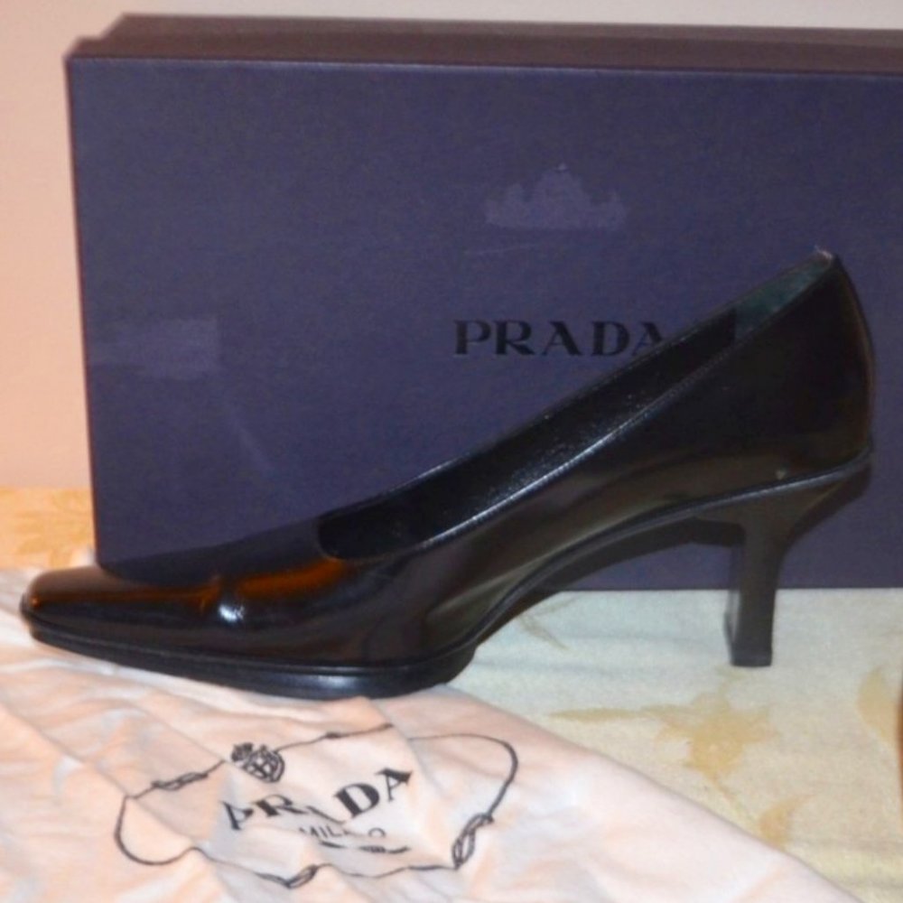 Prada Leather Pump